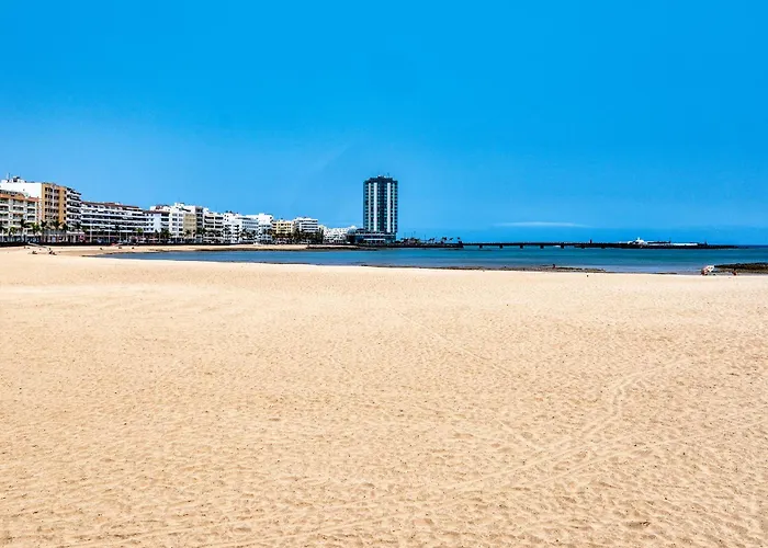 El Reducto Beach-first Line Of The Sea